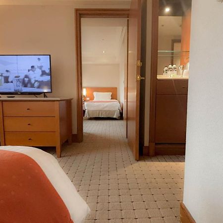Hione Holiday Hotel Taipei Bagian luar foto