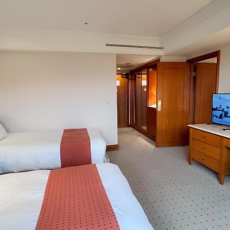 Hione Holiday Hotel Taipei Bagian luar foto