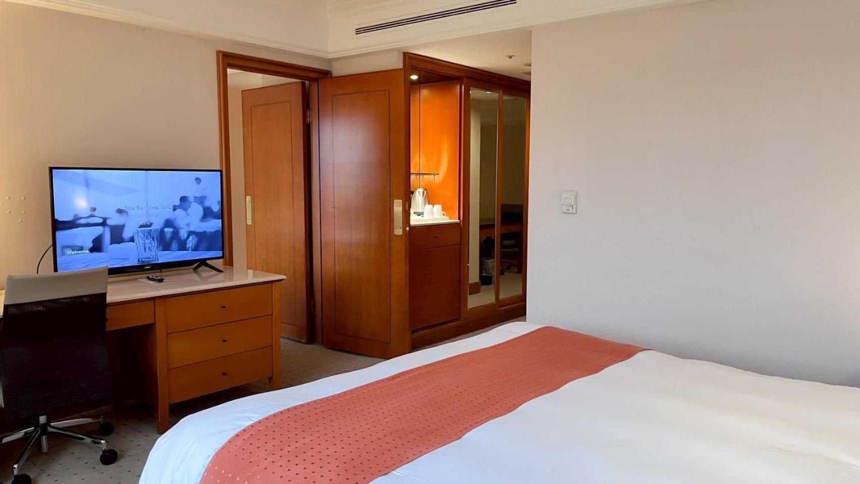 Hione Holiday Hotel Taipei Bagian luar foto